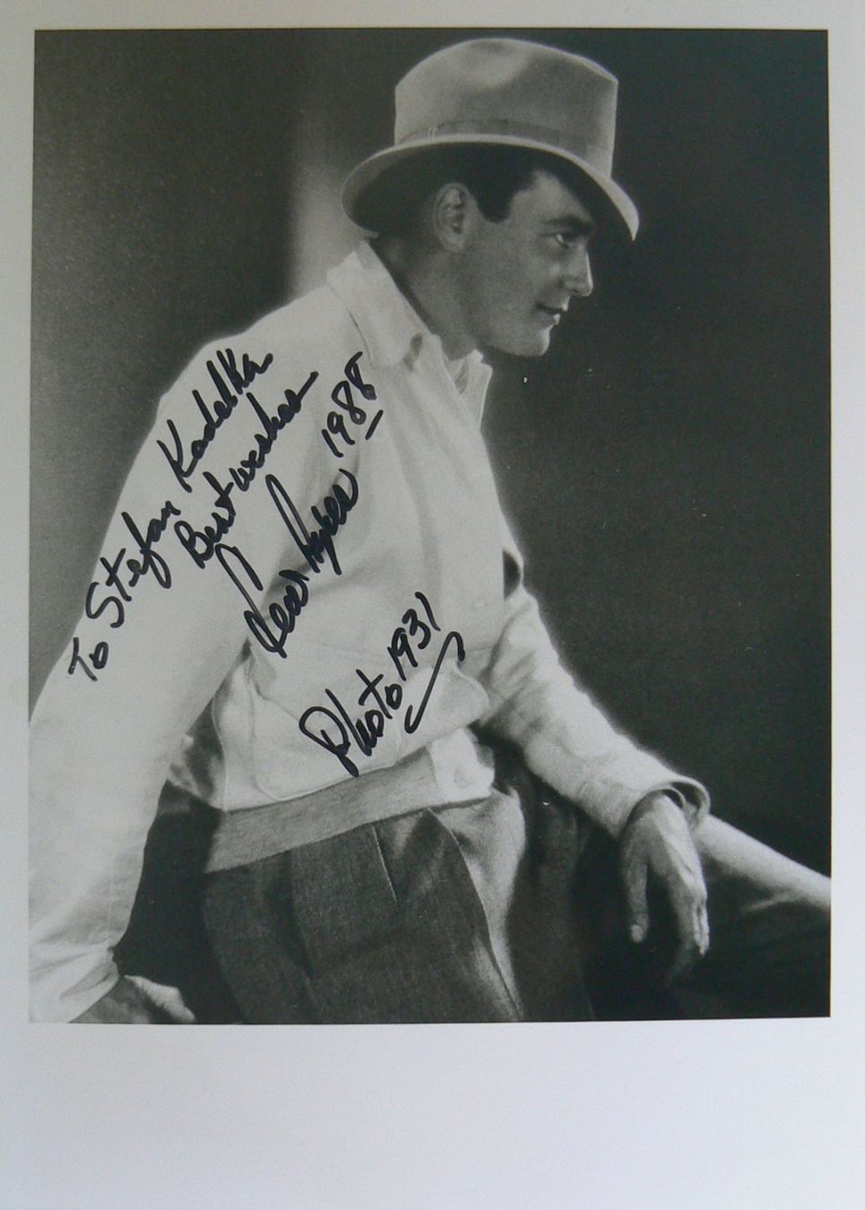 Autografi: Lew Ayres (1908-1996) Schauspieler - Autogramm – Usato da Dietikon venduto da immortal-stars