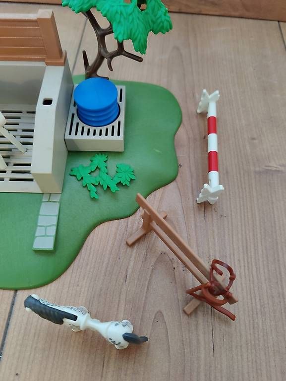 Giocattoli: Playmobil Pferdewaschplatz – Usato da Russikon venduto da Mygae