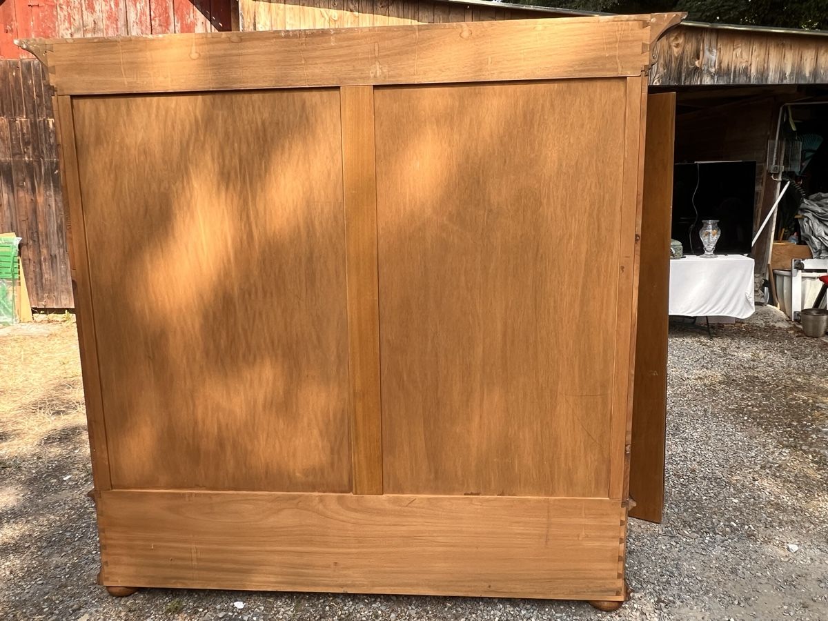 Armoires: Antiker Schrank (306) – D'occasion à Glattfelden par maa_qcj8 3