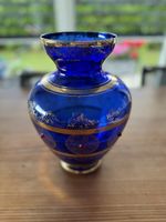Blaue Vintage Vase mit Golddekor und roten Akzenten, Top!