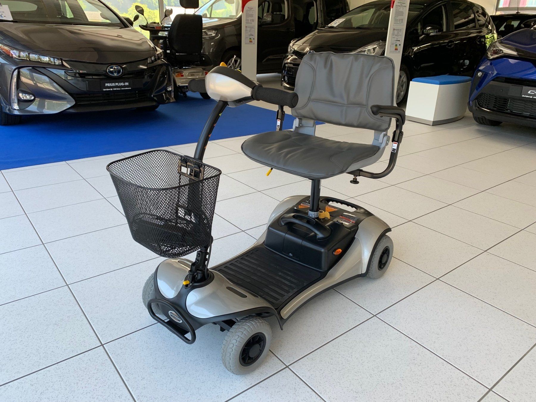 Veicoli elettrici: Neuwertiges Seniorenmobil klein – Nuovo (secondo la descrizione) da Schwyz venduto da GarageHorat