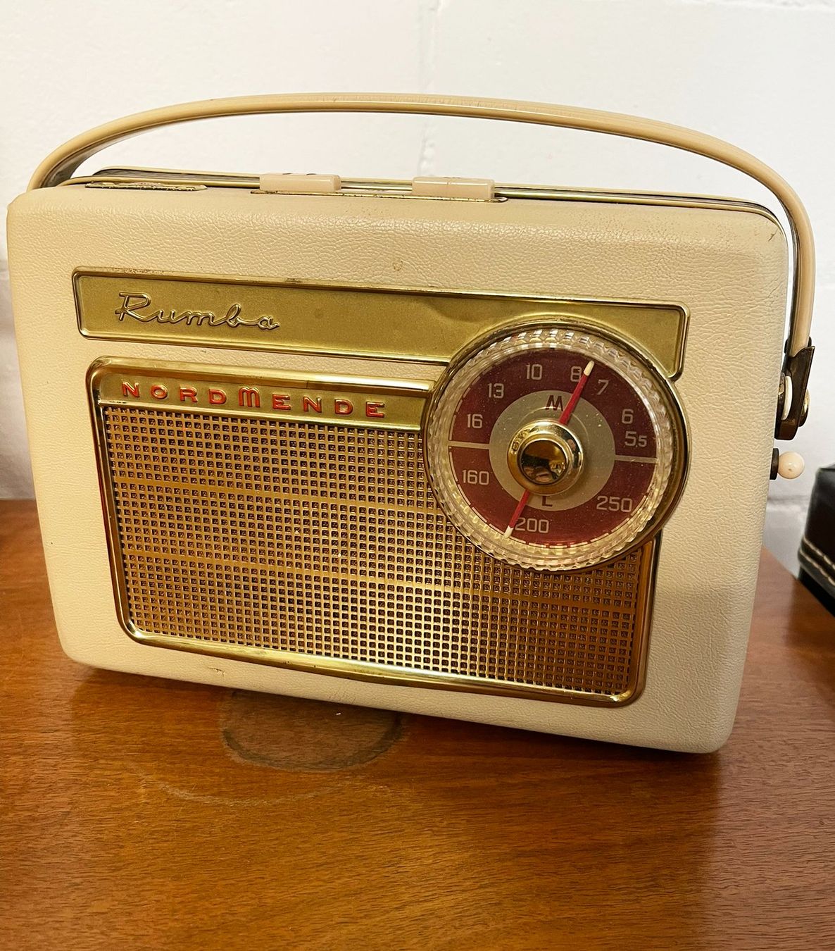Nordmende Radio: Kofferradio NORDMENDE RUMBA – Usato da Frenkendorf venduto da Yard-Sale-2000 3