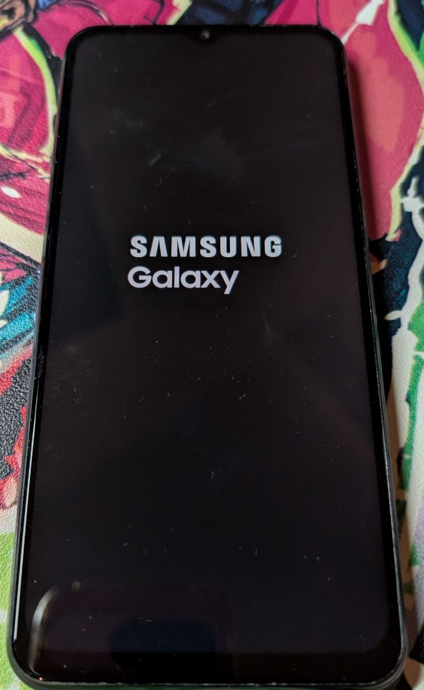 Samsung Telefoni cellulari / Smartphones: Samsung Galaxy A13 128GB – Usato da Wittenbach venduto da mainimum