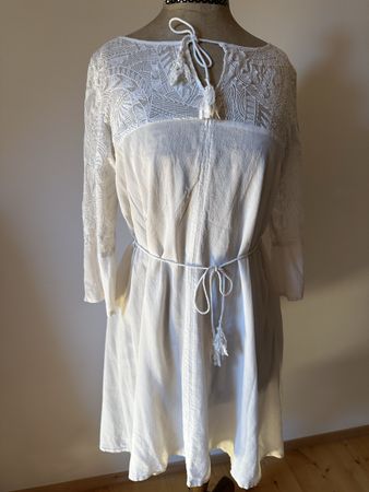Kleid NILE COLLECTION weiss Grösse S bestickt weicher Stoff