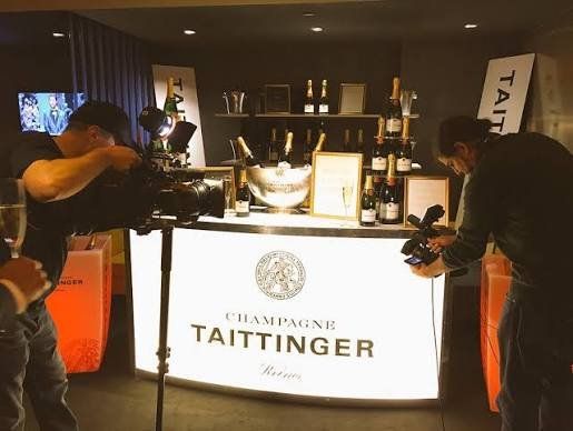 Wein: Bar (Taittinger) – Gebraucht aus Rümlang von Turrin 4