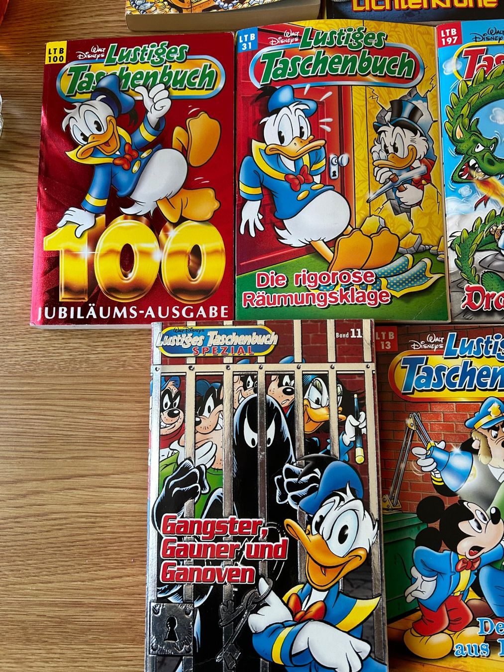 Fumetti: 10x Lustiges Taschenbuech Sammlung – Usato da Oberschrot venduto da cha_wgh7 1