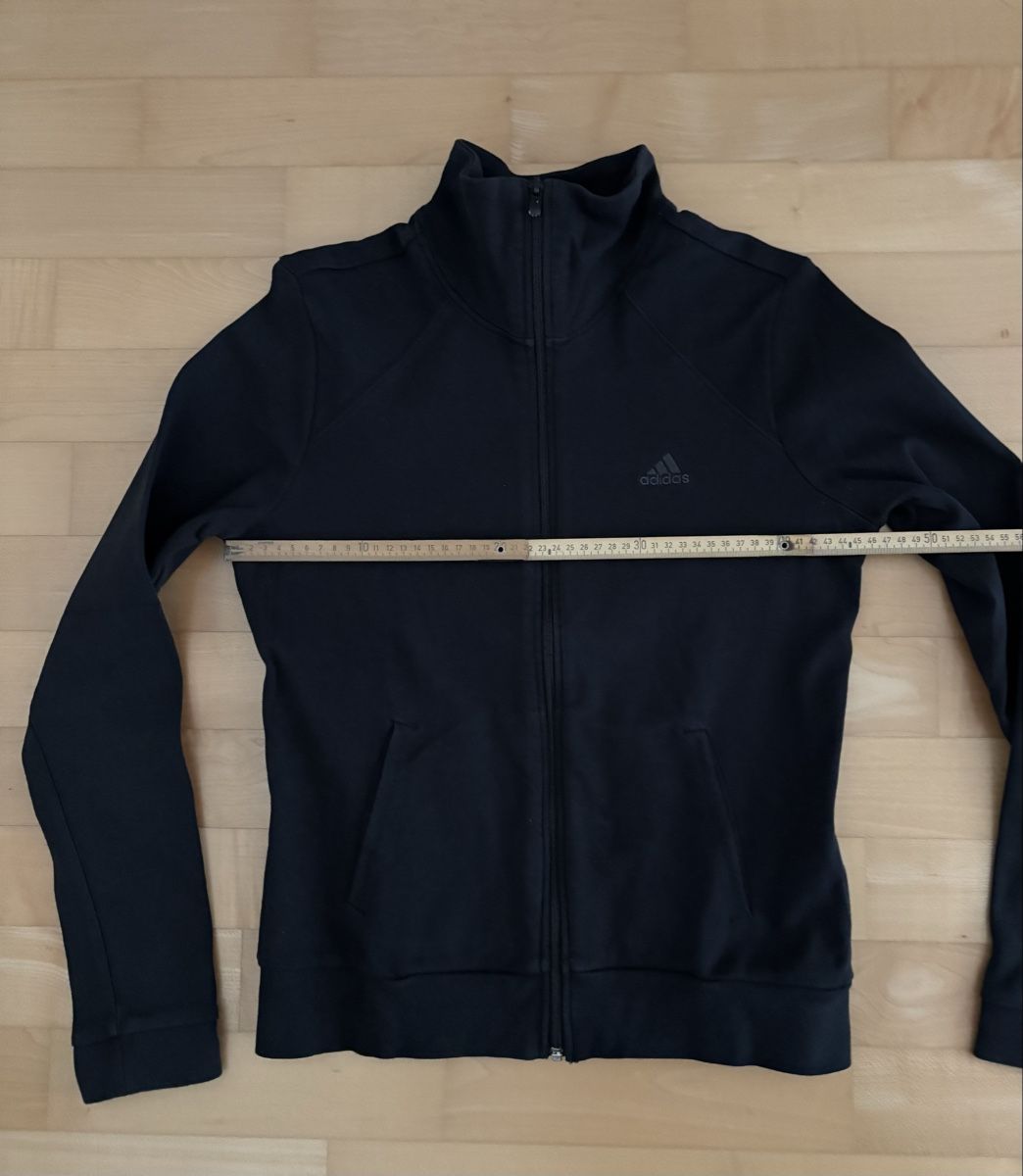 Adidas Giacche: Adidas Trainingsjacke Vintage – Usato da Winterberg ZH venduto da vanilleinspiration 4