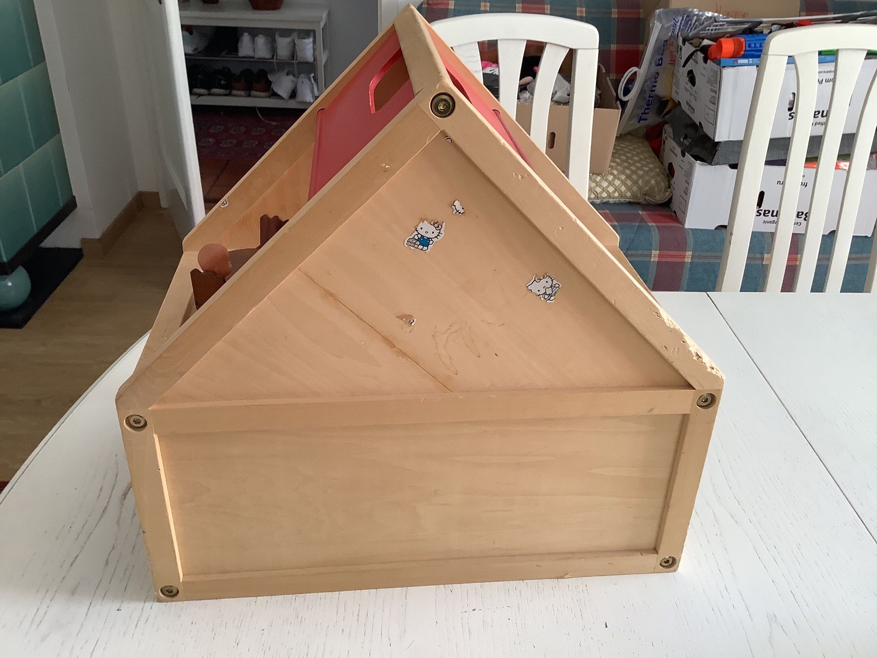 Case e mobili per bambole: Puppenhaus aus Holz mit rustikaler Einrichtung – Usato da Wädenswil venduto da Jsi.Z01 5