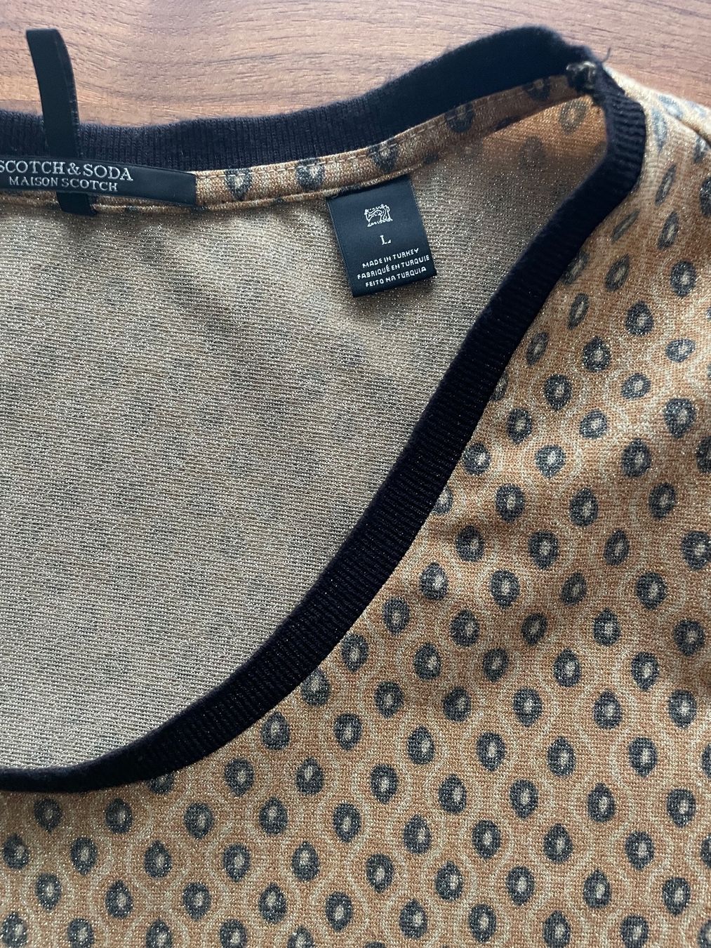 Maison Scotch Blusen: Scotch and Soda Goldshirt – Neu und originalverpackt aus Unteriberg von fae_2gz2 2