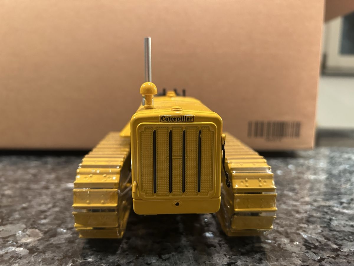 Caterpillar Kit di modellismo & Modellini statici: Caterpillar r2, speccast , 1:16 – Nuovo (secondo la descrizione) da Horw venduto da Tigercat635 1