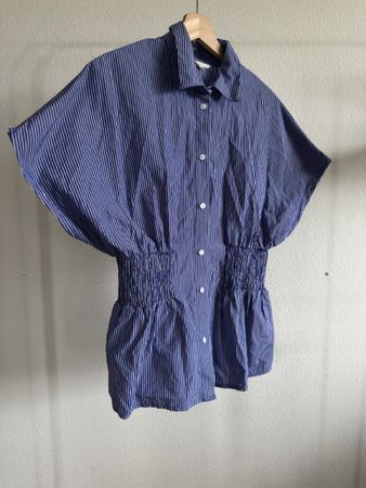 Elegante Bluse mit Streifenmuster, Grösse M, neuwertig