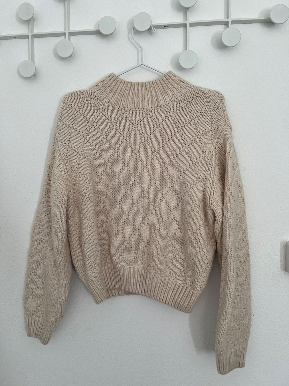 Maglioni & Felpe: Selected Femme, Pullover weiss, Grösse S – Usato da Zürich venduto da lisitsyna