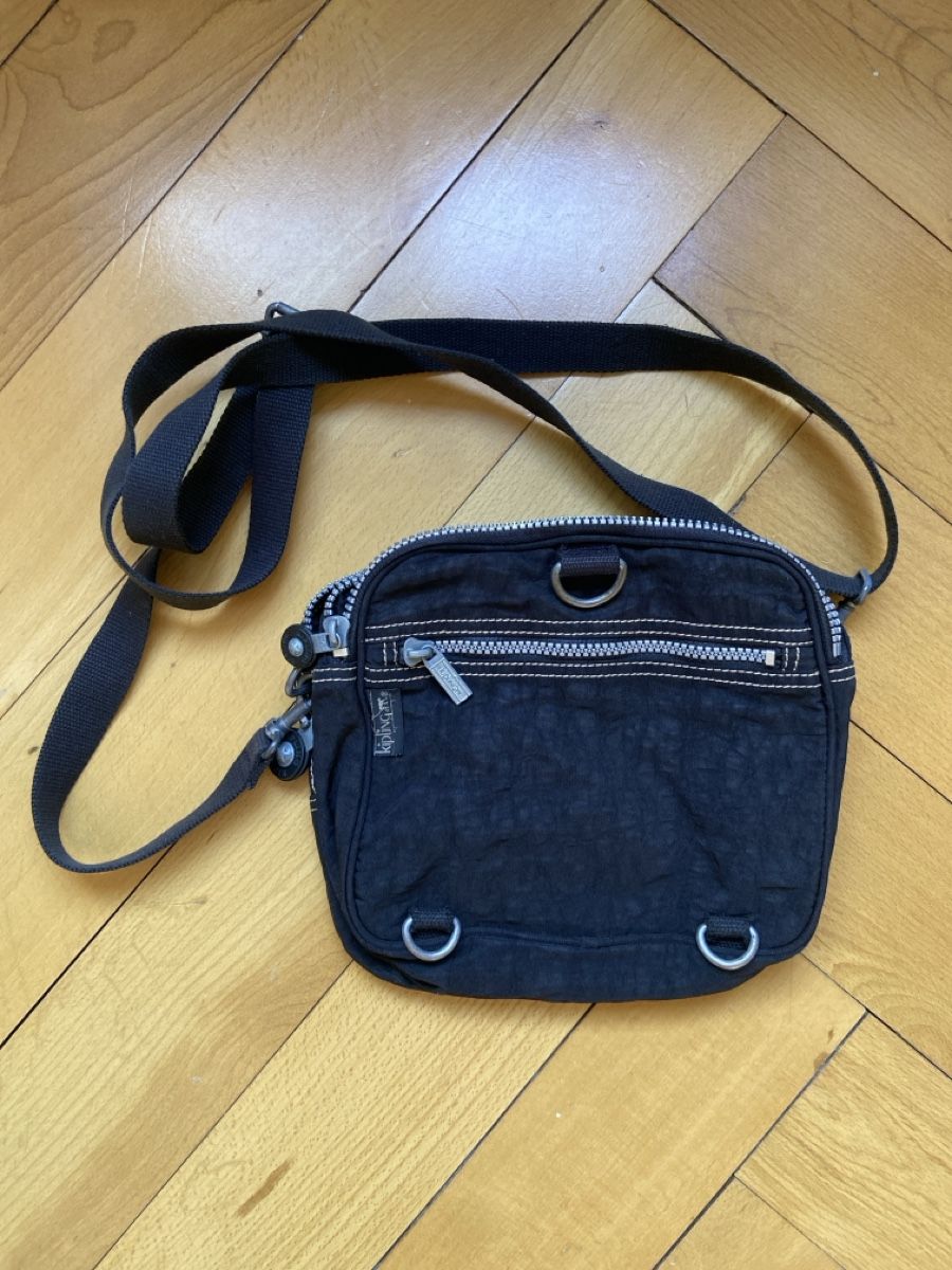 Sacs: kleine dunkelblaue kipling tasche – D'occasion à Basel par Erdbeer_maus 2