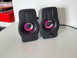Trust Gemi  RGB Lautsprecher mit LED Gamer PC Zocker Stream