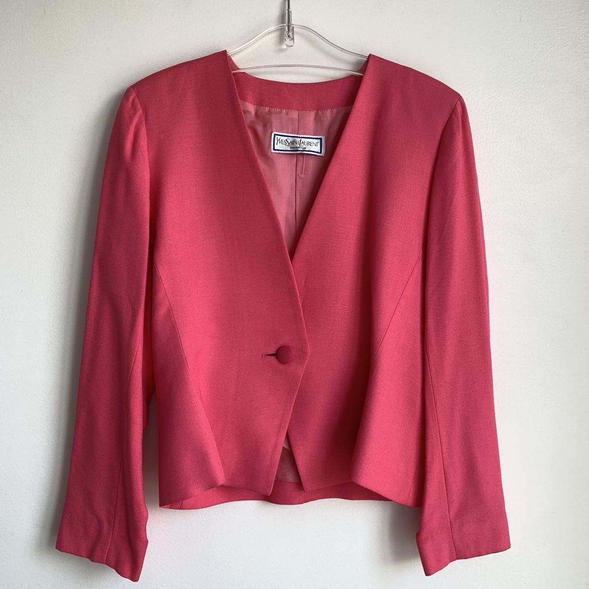 Saint Laurent Giacche: Yves Saint Laurent Variation Pink Spring Blazer, S – Usato da Genève venduto da Kookiek 9