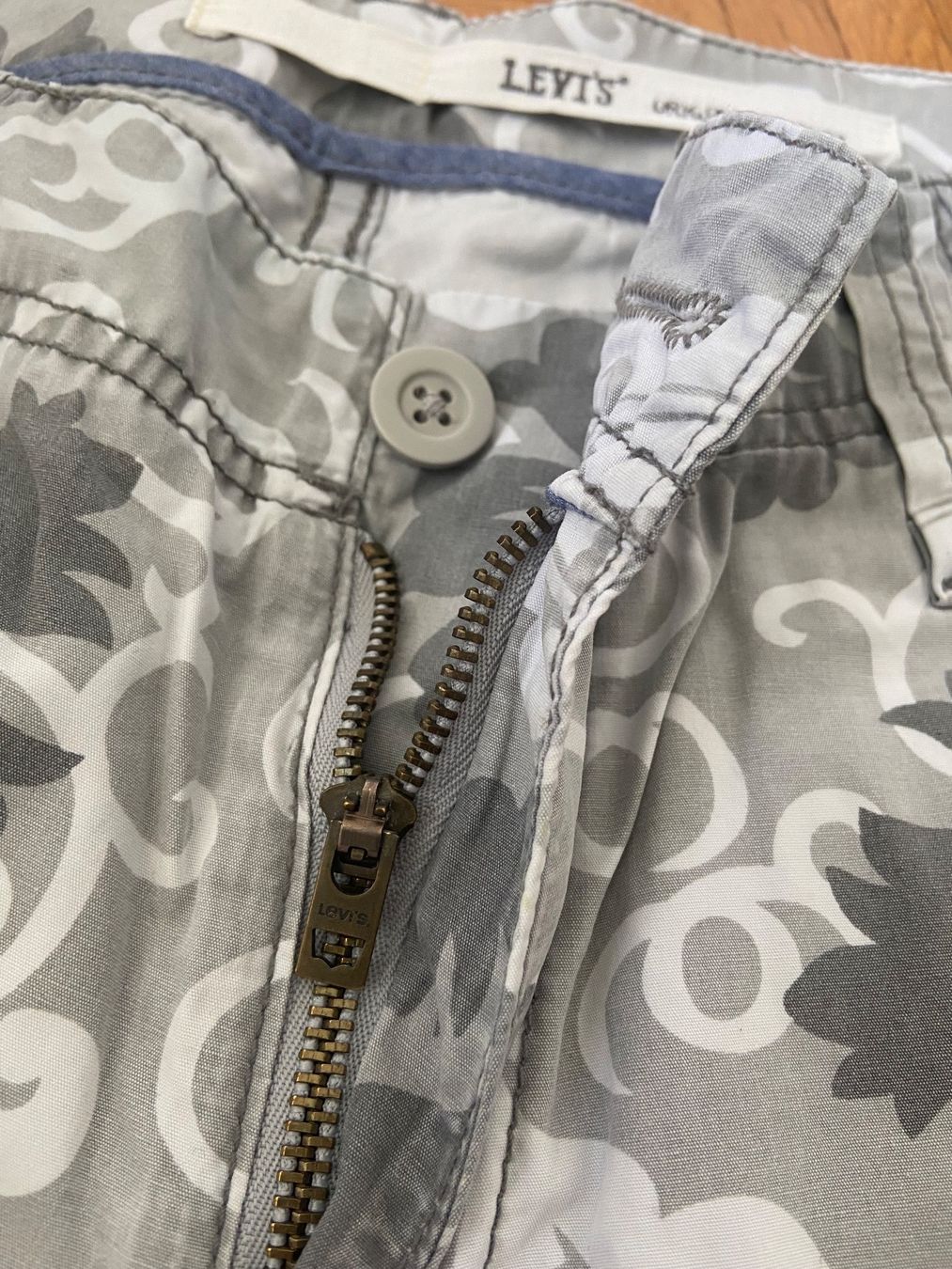 Levi's Hosen: Levis‘s Kurzehose Bermudas – Gebraucht aus Hittnau von Oracel 3