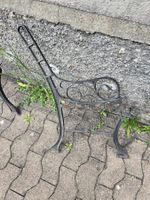 Gusseisenfüsse für Gartenbank Antik mit Gebrauchsspuren