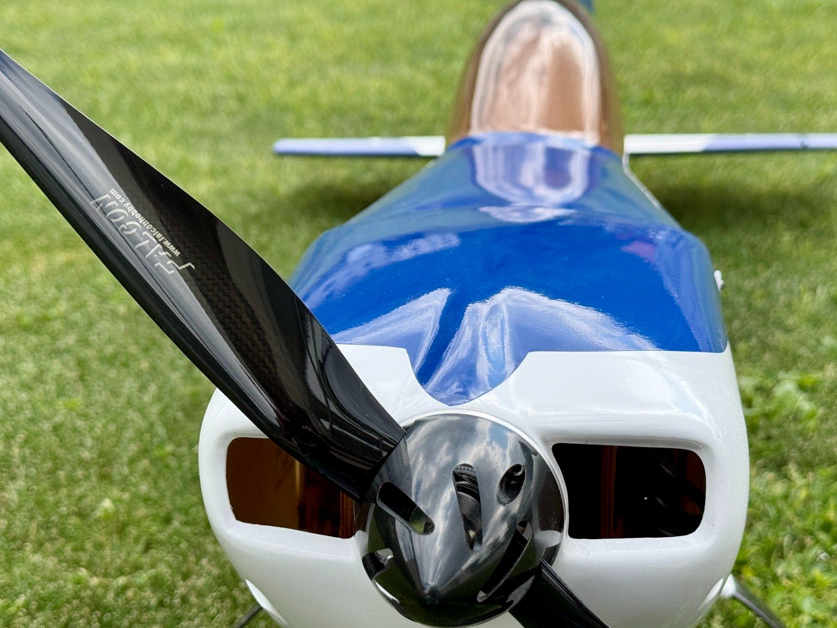 RC Kits de montage: Extra 330 SC – D'occasion à Raron par Falconflyers 7