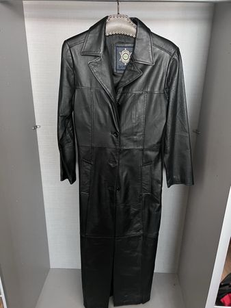 Leather Trench Coat - Size S - Very Cool!