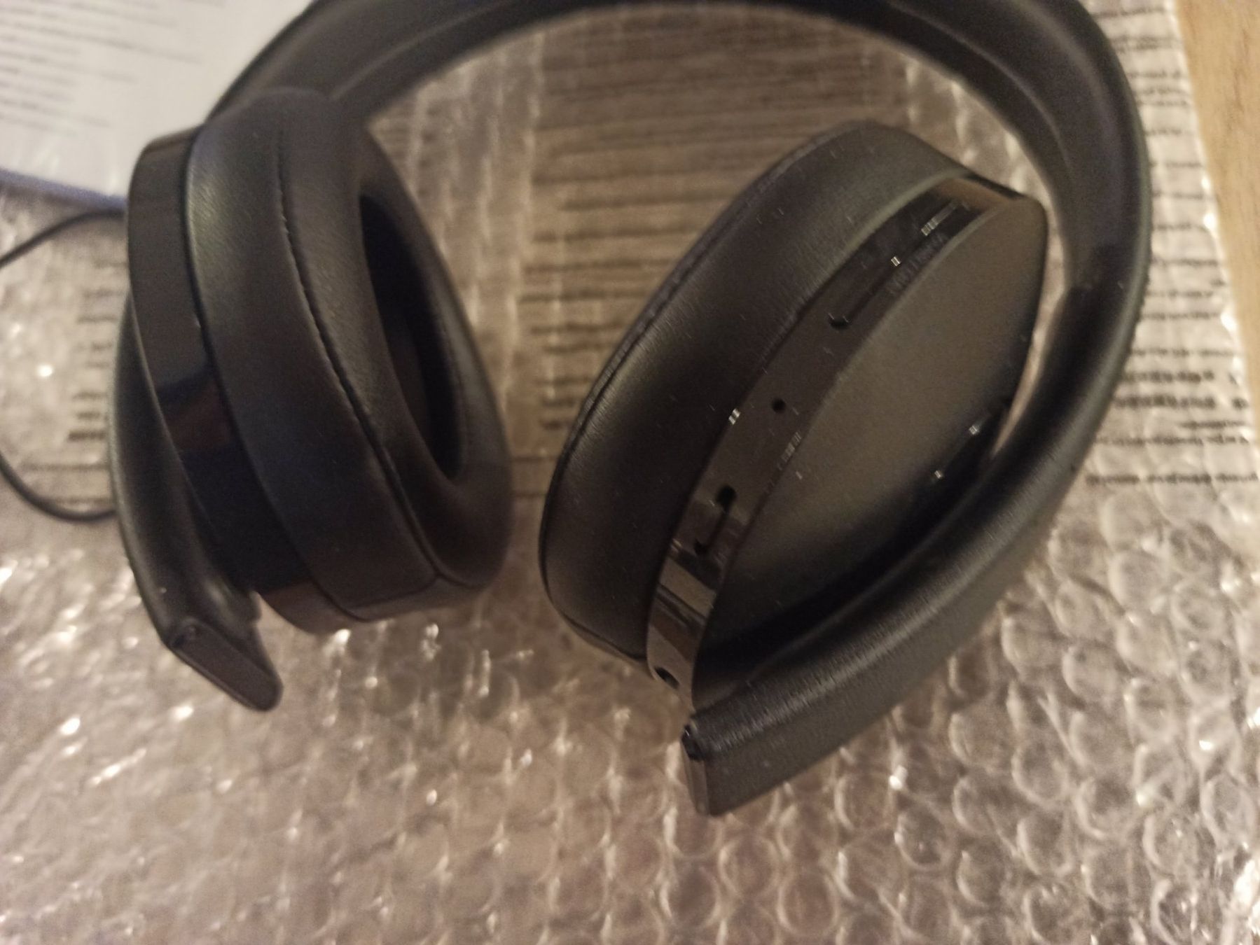 Sony Cuffie: Sony PlayStation Gold Wireless Headset PS4 – Usato da Oberweningen venduto da mar_87mx 4