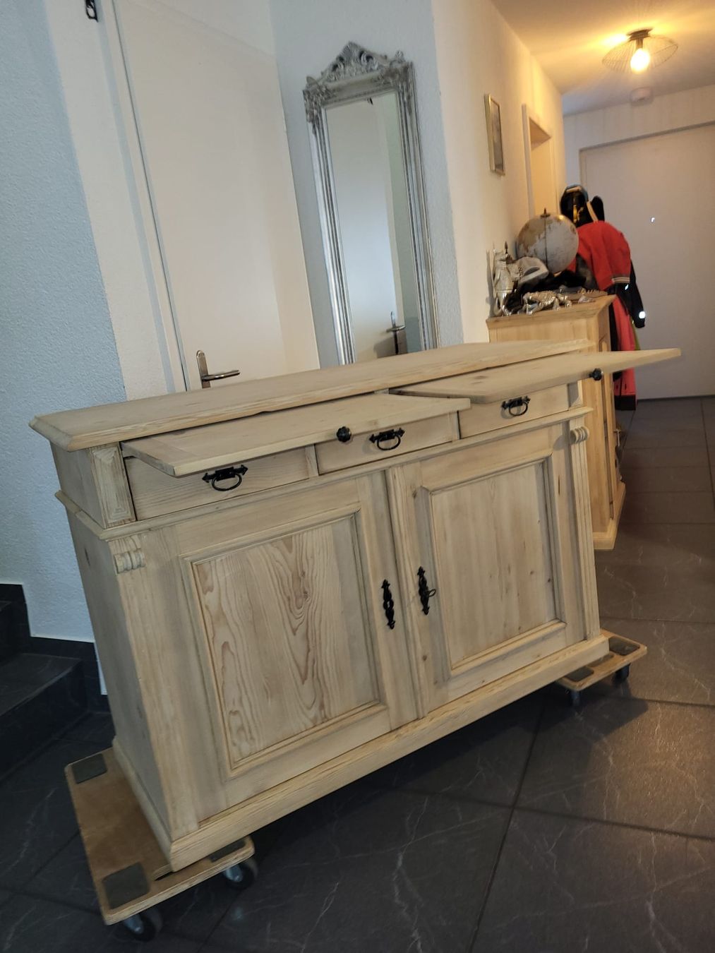 Commodes: Wunderschöne antike Kommode/Anrichte restauriert – D'occasion à Hofstetten SO par famburgert 6