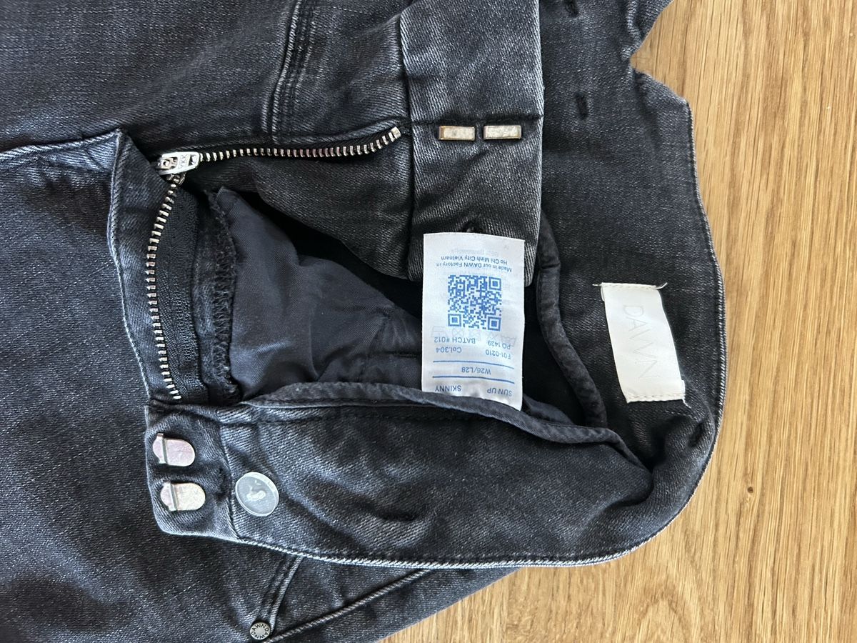 Jeans: Dawn Jeans Sun Up 26/28 – Usato da Winterthur venduto da seri_bo 4