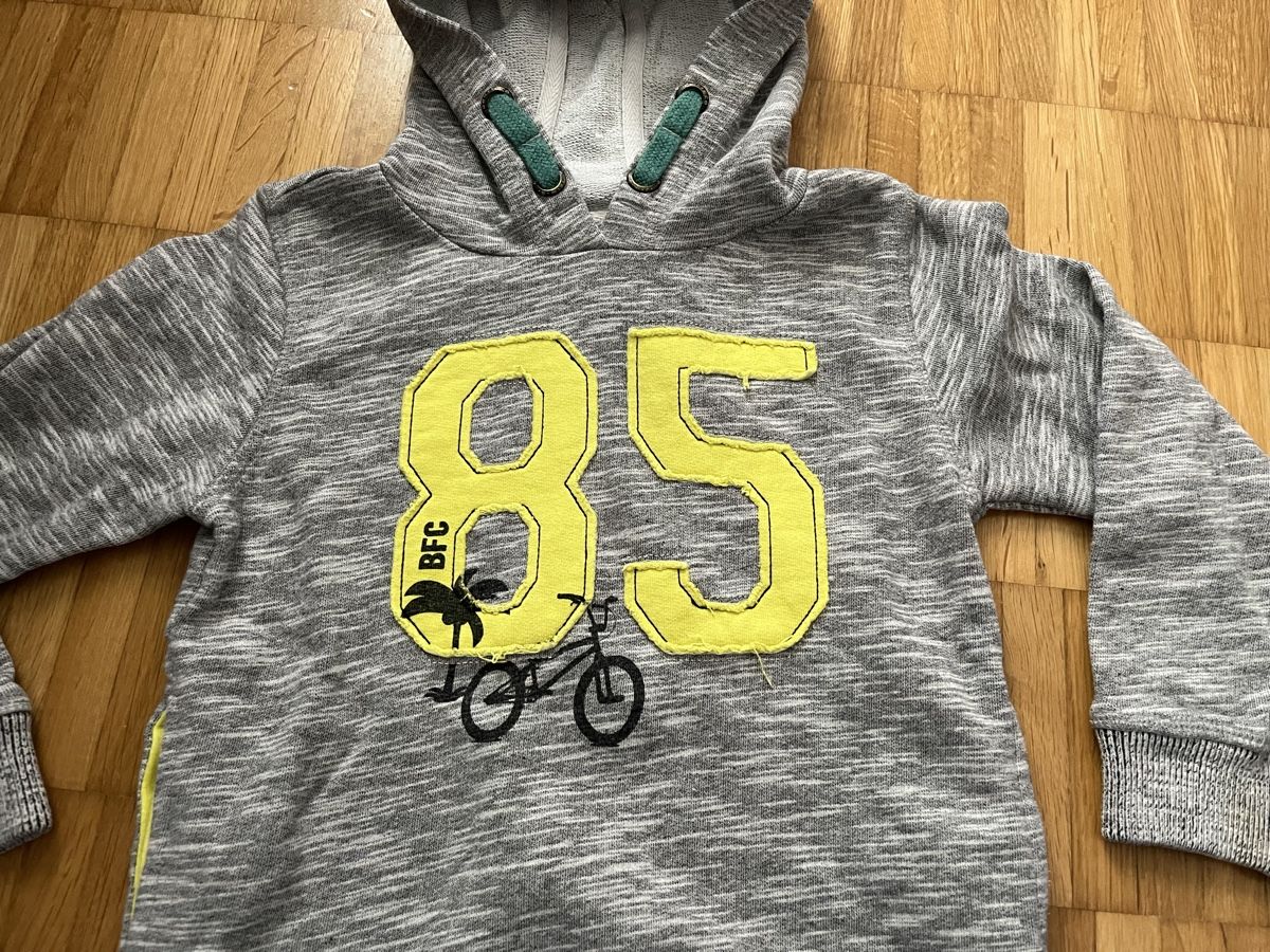 Maglioni & Felpe: Babyface Pullover Gr. 104 (100% aus Baumwolle) – Usato da Jona venduto da Good_luck_ 1