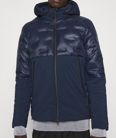 EA7 Emporio Armani Jacke blau S, M - statt 430.- AUSVERKAUF!