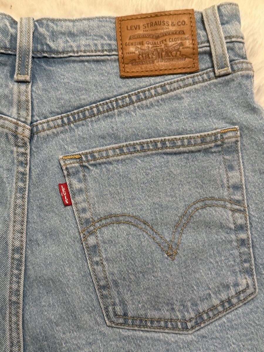 Levi's Jeans: Short en jean Levi's taille 28 – Usato da Monthey venduto da Joseph-29 4