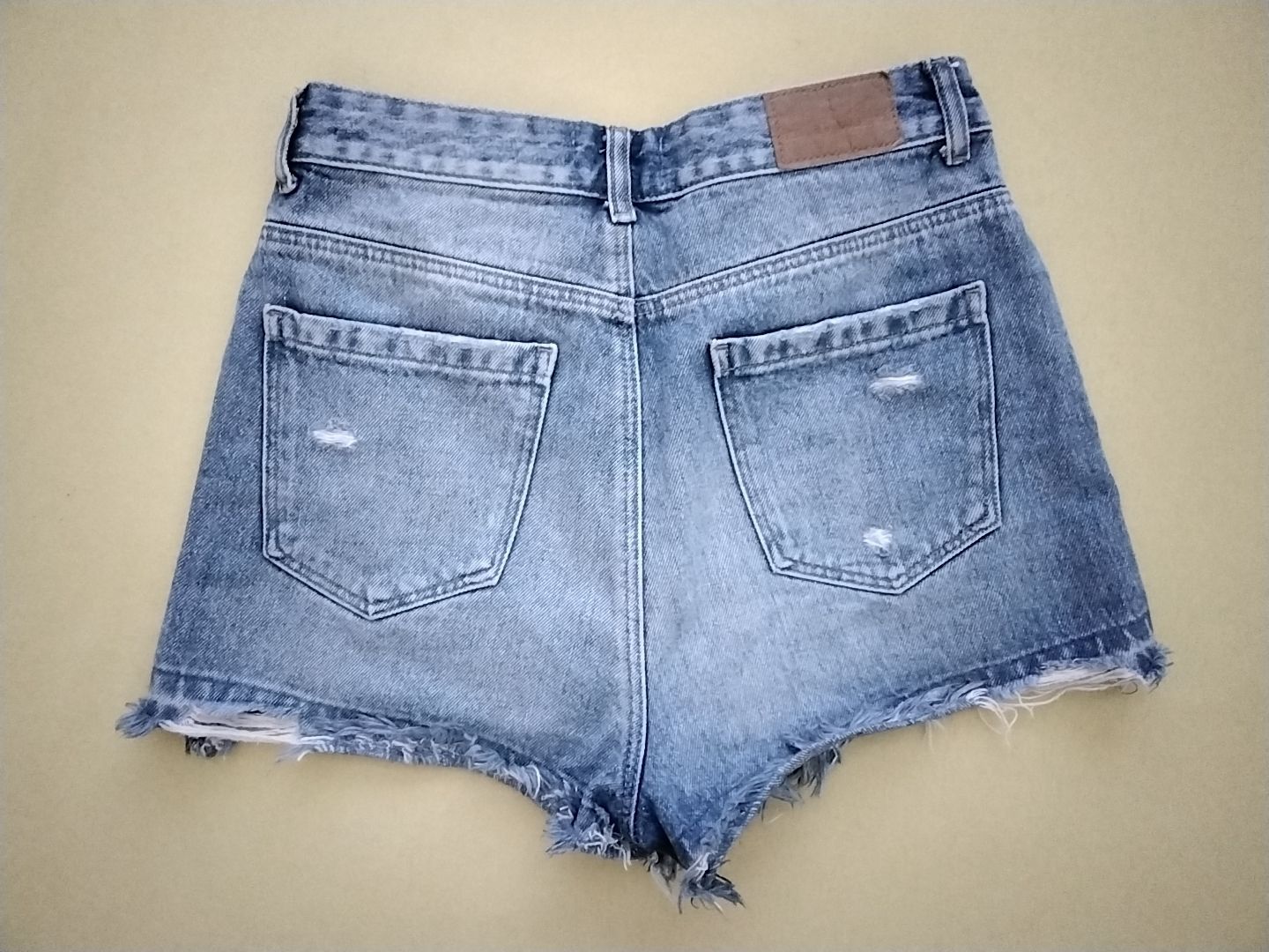Tally Weijl Pantaloni: Jeans Shorts Gr. 36 – Usato da Balterswil venduto da Meerdeern 1
