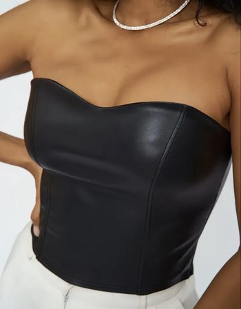 Chic Top di similpelle👌tgM/L-nuovo-glamour e sexy 