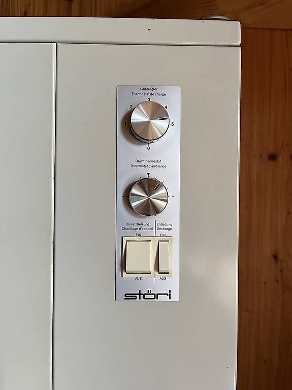 Radiatori: Elektroheizungen Störi – Usato da Bönigen venduto da SalesladySO