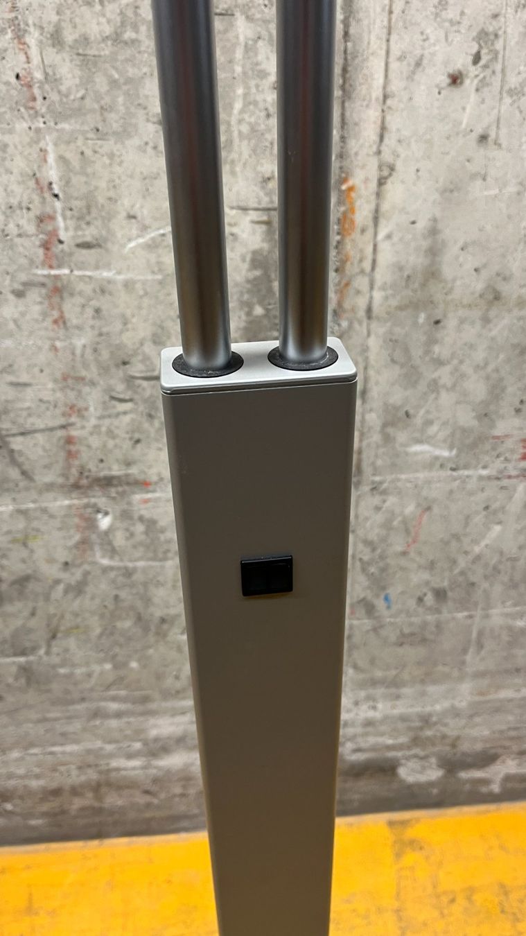 Zumtobel Lampade: Stehleuchte Zumtobel Flexos, zweier – Usato da Bern venduto da daskannweg 1