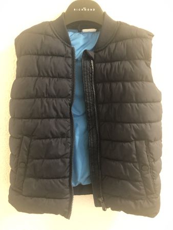 Coole S.Oliver Steppweste, Grösse 116, Ideal für Übergang!