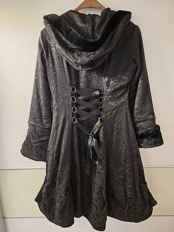 Cappotti: Mantel, schwarz, Gr. M – Usato da Frauenfeld venduto da nhn_j68w 1
