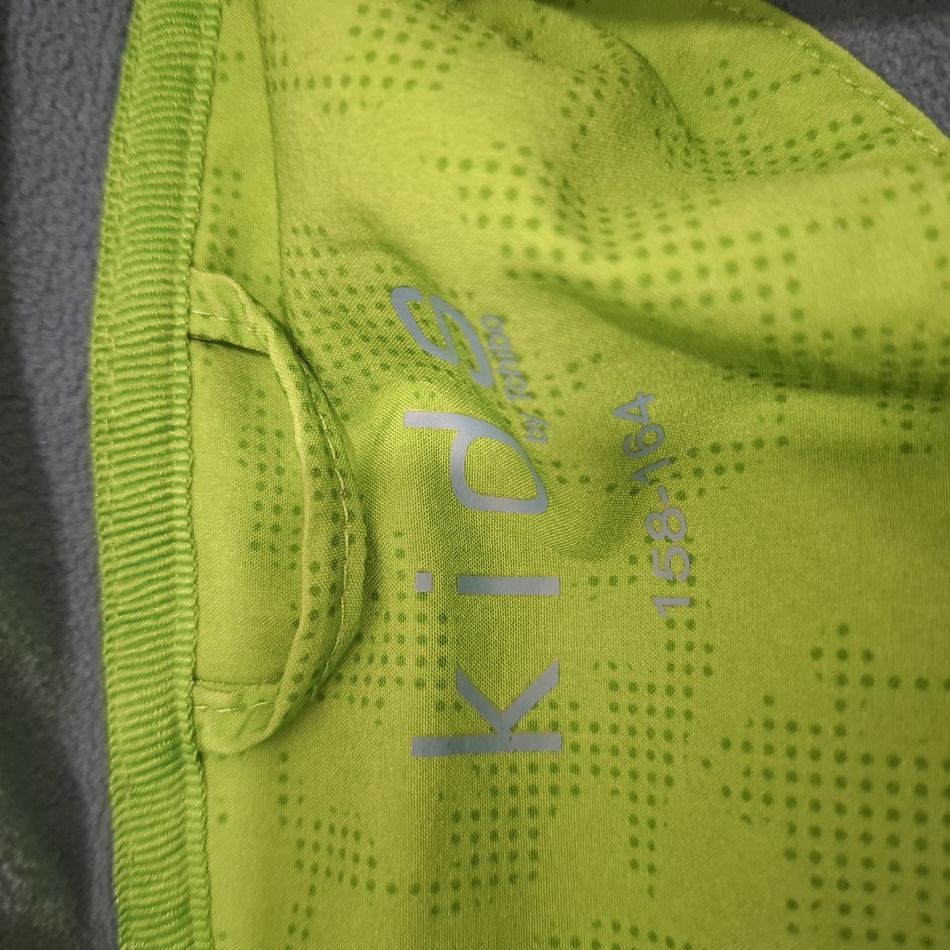 Tchibo Giacche & Cappotti: Jungen Softshelljacke Tchibo Grün Gr. 158/164 – Usato da St. Gallen venduto da emi_nfh9 4