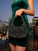 Elegante Handtasche aus glitzernden Kristallperlen