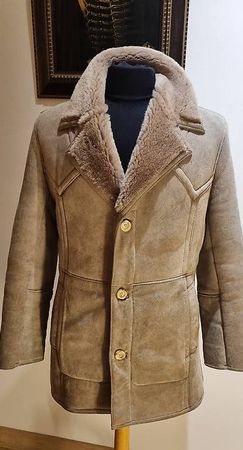 Manteau en mouton retourné