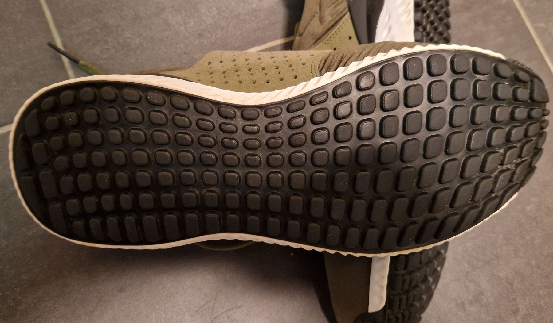 Adidas Scarpe da uomo: Adidas Neopren Golfschuhe Gr. 43 – Usato da Nürensdorf venduto da romano_a 1