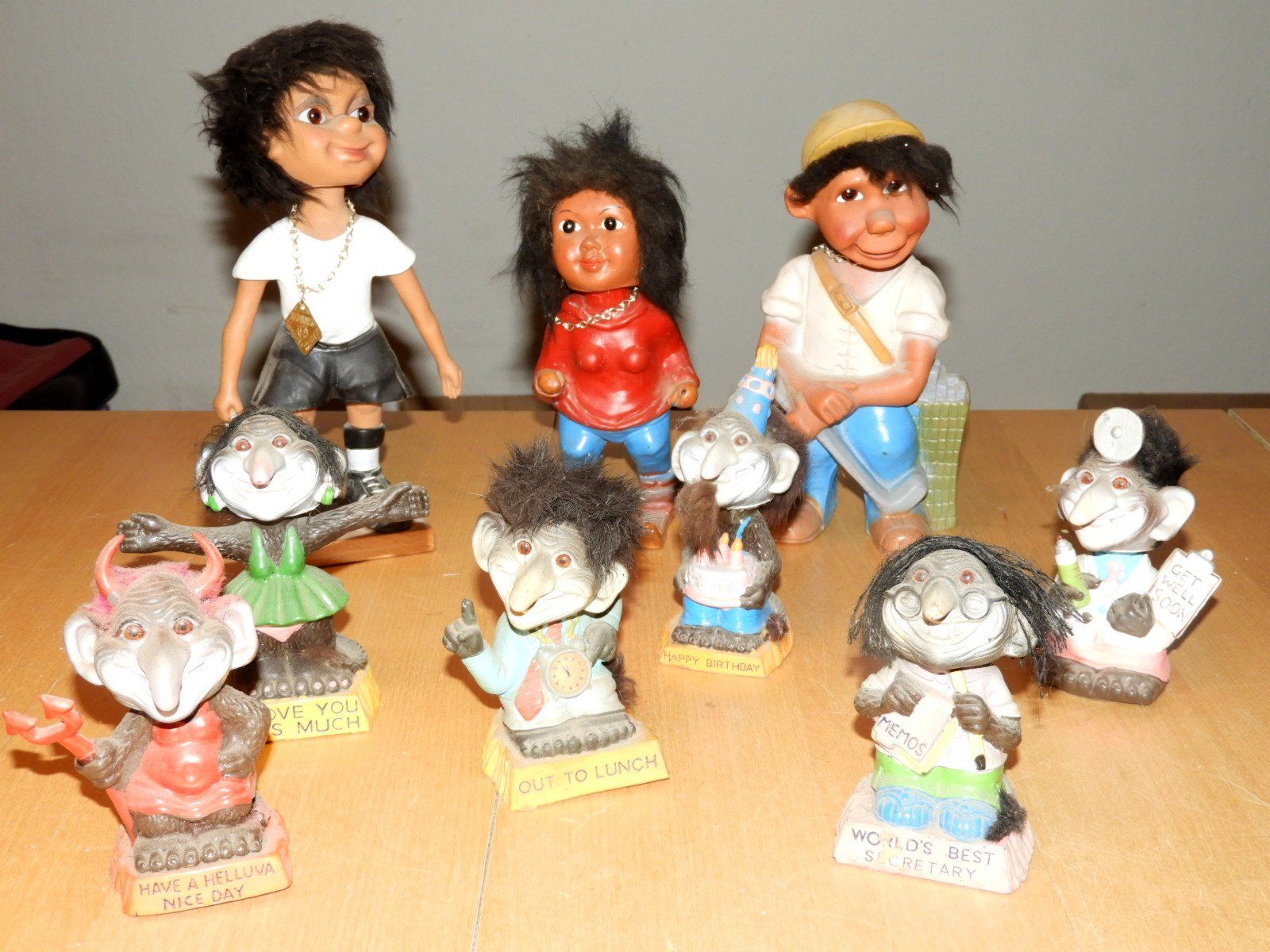 Statuette: HEICO TROLL ODER "R" mit eckige Plattli als Marke 3. PAKET – Usato da Ettingen venduto da troll-mutter 1
