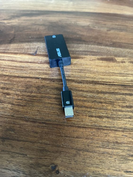 Unità & Adattatore: Asus Mini DisplayPort zu VGA Adapter - Top Zustand! – Usato da Aesch ZH venduto da Traktorjoe