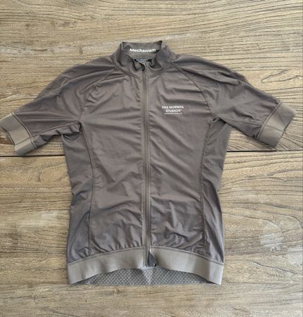 Maillot vélo Pas Normal Studios manche courte taille L 