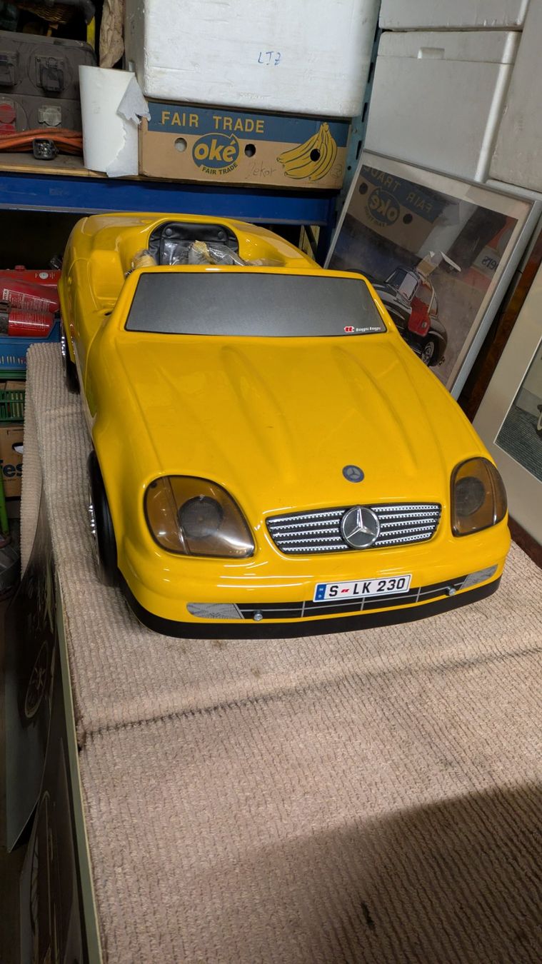 Veicoli per bambini: Mercedes SLK Tretauto – Nuovo e nell'imballaggio originale da Uesslingen venduto da 1992benz