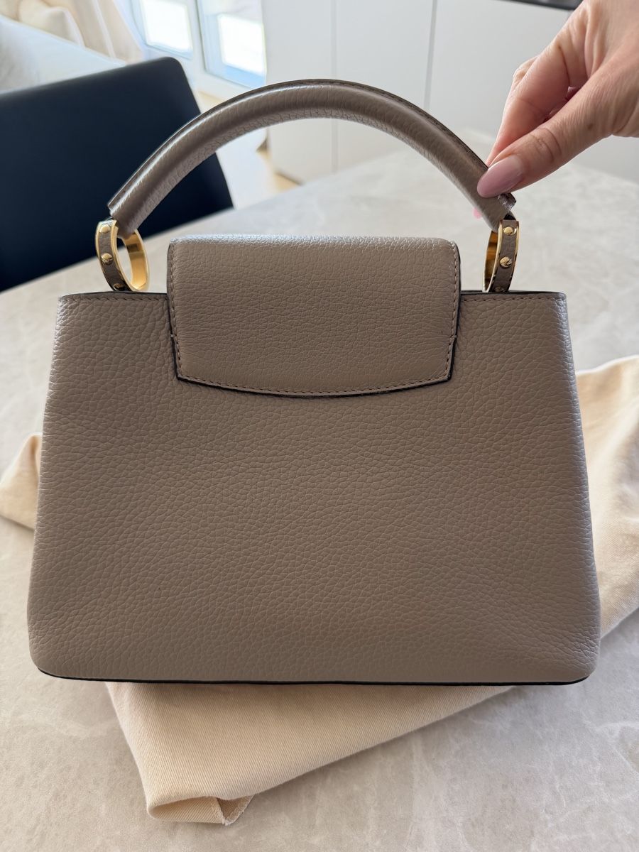 Borse da donna: Louis Vuitton Capucines BB – Usato da Pully venduto da HOTMI00 4