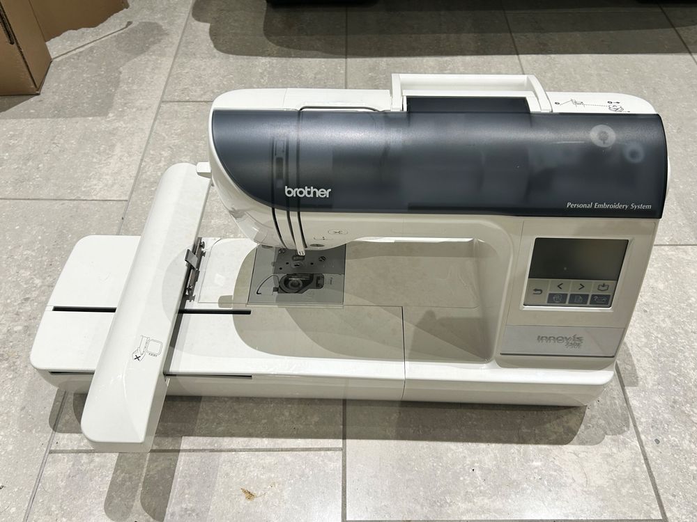 Stickmaschine brother innovis 750E Kaufen auf Ricardo