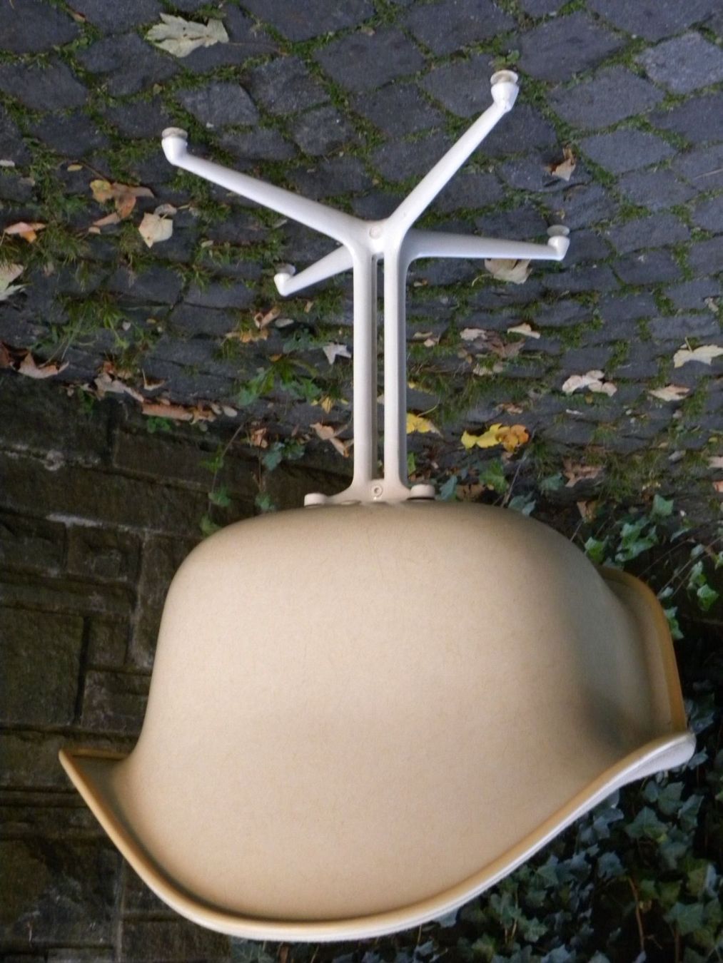 Vitra Poltrone: EAMES VITRA ARMCHAIR – Usato da Küsnacht ZH venduto da walterzingo 2