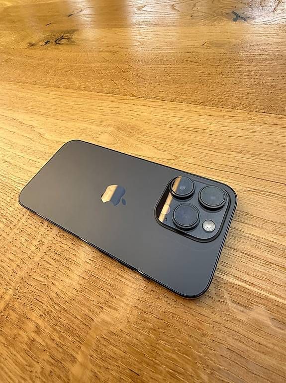 Apple Portables: iPhone 14 pro 128 GB – D'occasion à Rothrist par Chnupperi 1