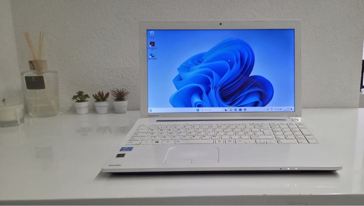 Hewlett Packard PCs: Ordinateur portable HP 15.6 Windows 11 – Gebraucht aus Avenches von kin_6tbp