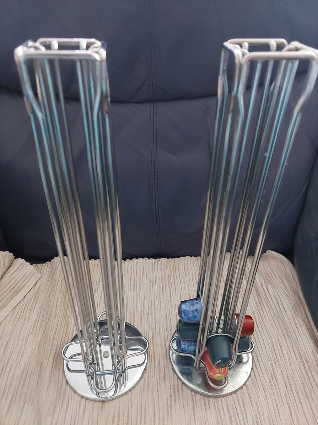 Nespresso Altro per la casa: 2 support en inox pour capsules de café Nespresso – Nuovo (secondo la descrizione) da Lausanne venduto da Thy19