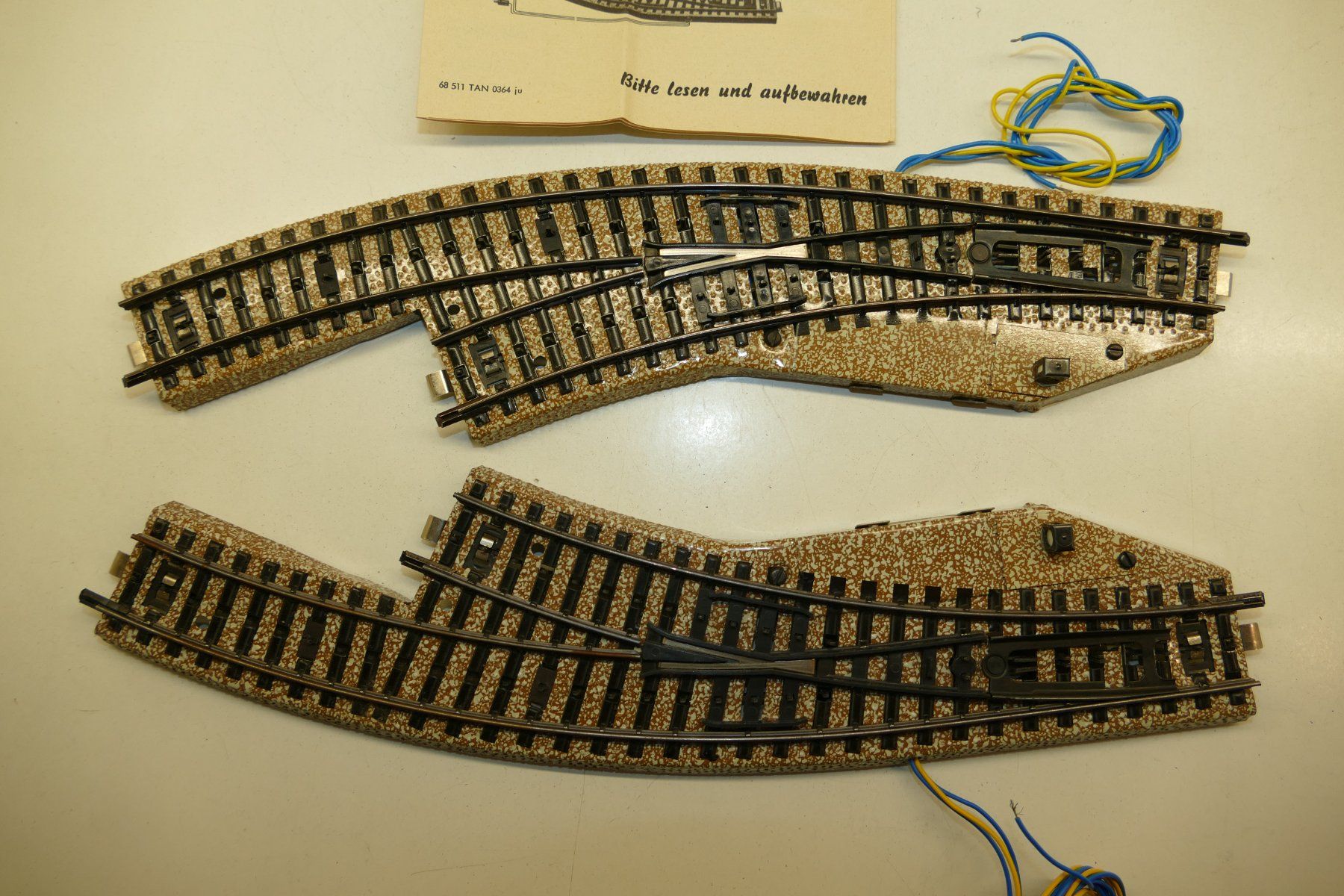 Märklin Modelleisenbahnen: Märklin H0: M-Bogenweichenpaar Einheit 3 – Gebraucht aus Niederhasli von rail-duerst 2